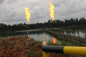 niger_delta_gas-flaresx590